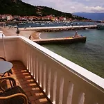 Palada Lägenhet Baška